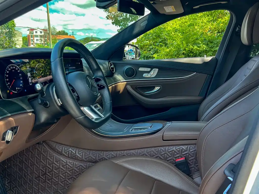 Mercedes-Benz Mercedes-Benz E-Class 2021 Model Year Facelift E 300 L Sport Fashion Edition 2021 - thumbnail 15