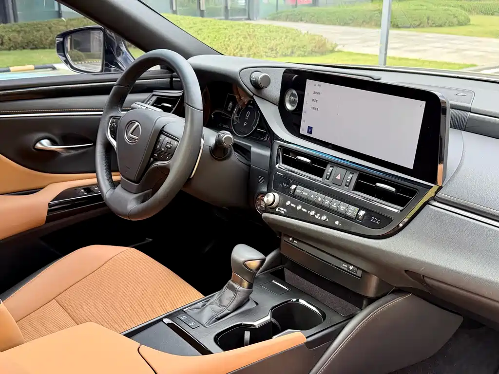Lexus Lexus ES 200 Premium 2024 Model 2024 - thumbnail 22