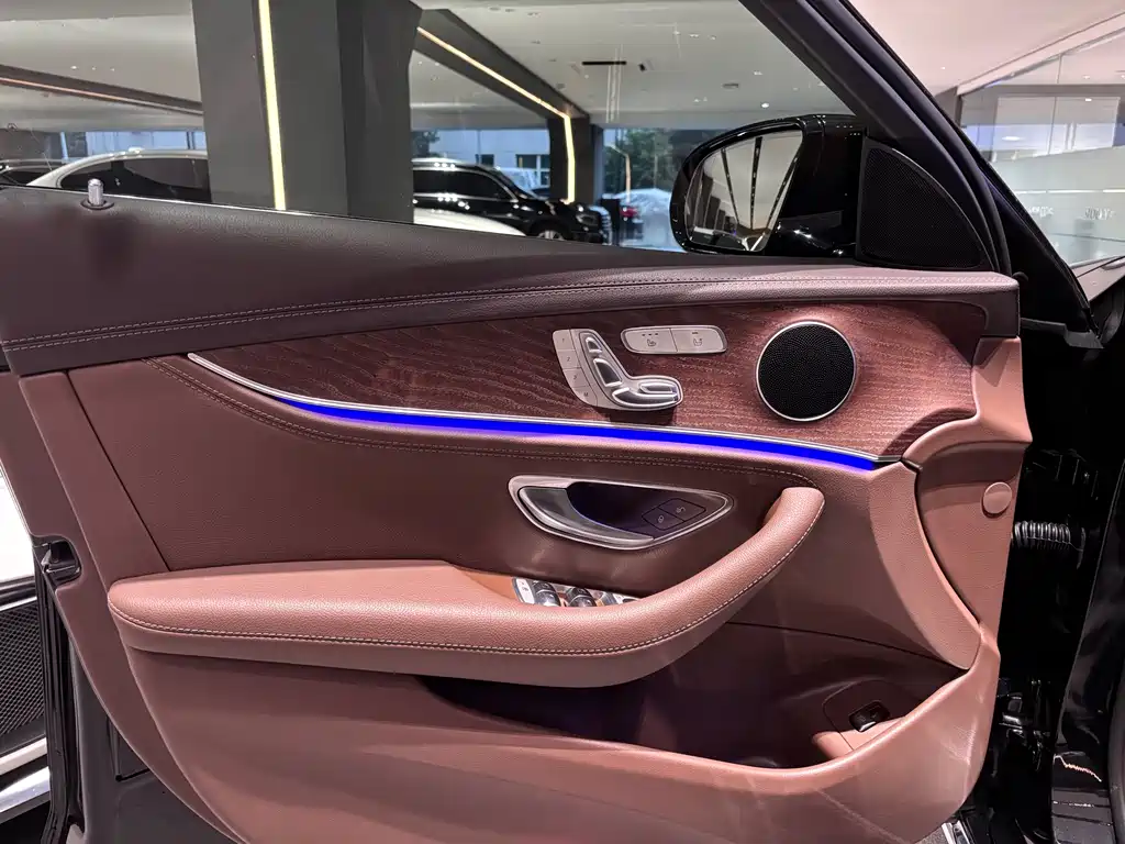 Mercedes-Benz Mercedes-Benz E-Class 2023 E 300 L Fashion Edition 2023 - thumbnail 19