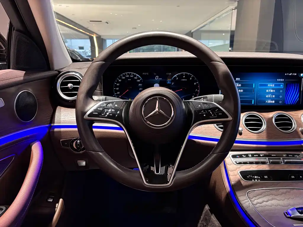 Mercedes-Benz Mercedes-Benz E-Class 2023 E 300 L Fashion Edition 2023 - thumbnail 21