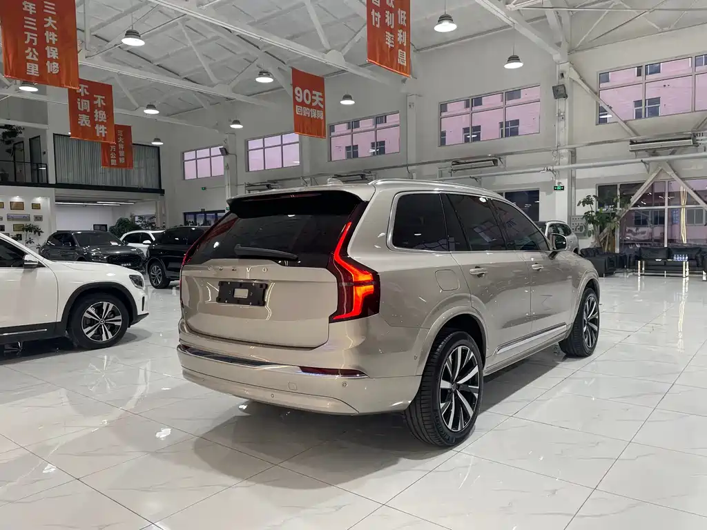Volvo Volvo XC90 2025 Model Year Facelift B6 Inscription Luxury 6-Seat 2025 - thumbnail 6