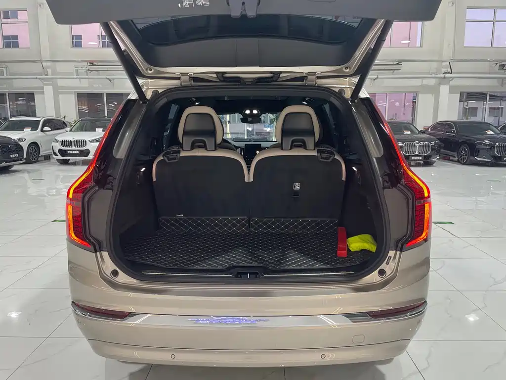 Volvo Volvo XC90 2025 Model Year Facelift B6 Inscription Luxury 6-Seat 2025 - thumbnail 24