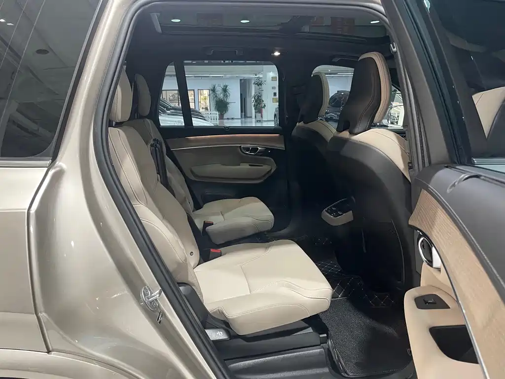 Volvo Volvo XC90 2025 Model Year Facelift B6 Inscription Luxury 6-Seat 2025 - thumbnail 25