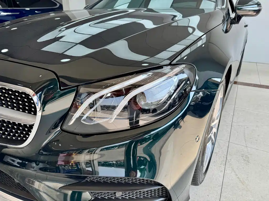 Mercedes-Benz Mercedes-Benz E-Class Coupe E 260 2020 2020 - thumbnail 5