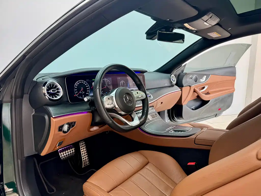 Mercedes-Benz Mercedes-Benz E-Class Coupe E 260 2020 2020 - thumbnail 7