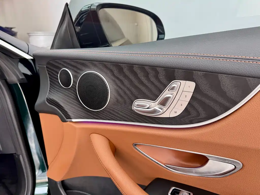 Mercedes-Benz Mercedes-Benz E-Class Coupe E 260 2020 2020 - thumbnail 15