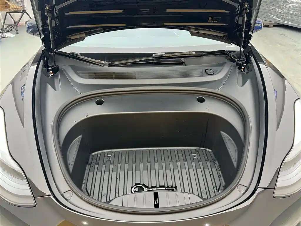 Tesla Model 3 Rear-Wheel Drive 2022 2023 - thumbnail 11