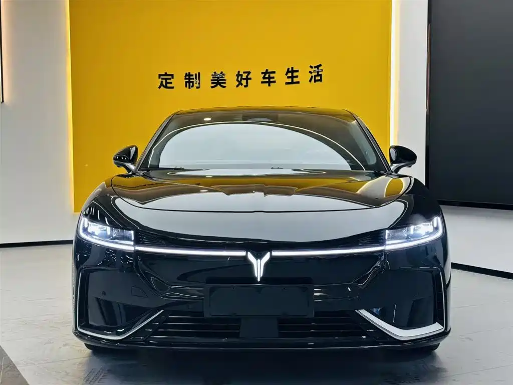 Lantu Auto Lantu Zhui Guang 2023 Model Four-Wheel Drive Long Range Version 2024 - thumbnail 3