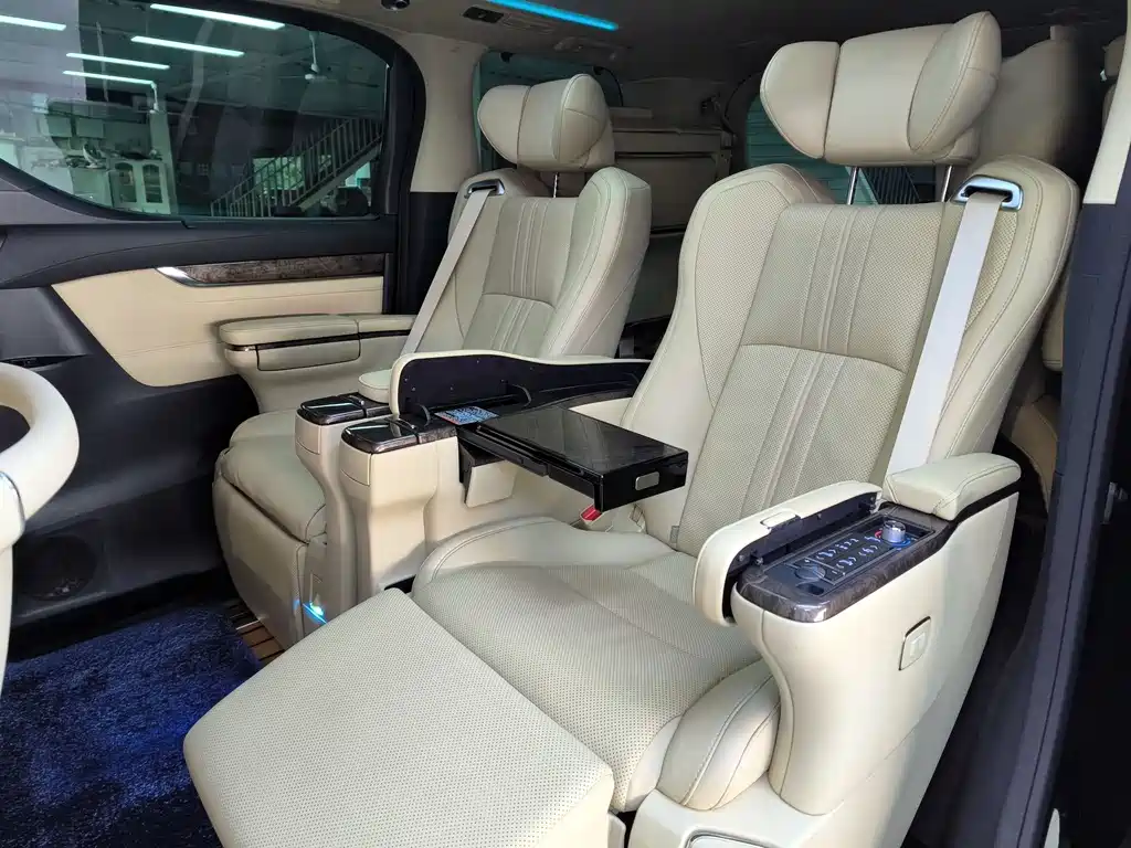 Toyota Alphard 2021 Crown Hybrid 2.5L HV Royal Edition 2022 - thumbnail 16