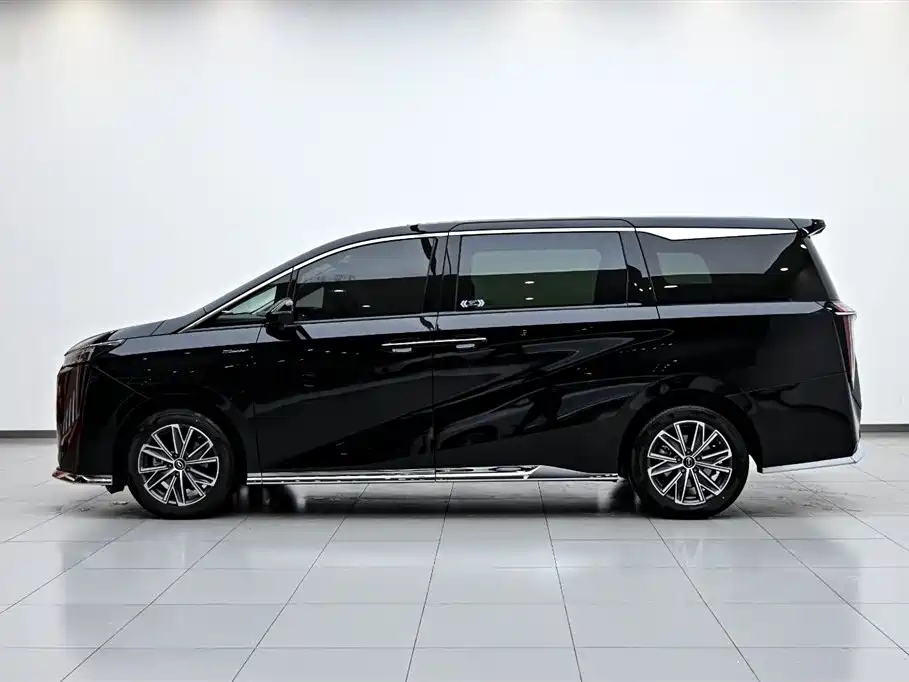 GAC Trumpchi GAC Trumpchi M8 2024 Master Series 400T Premium Edition 2025 - thumbnail 5