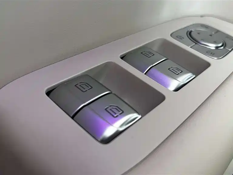 Li Auto Li L9 2022 Max 2022 - thumbnail 25