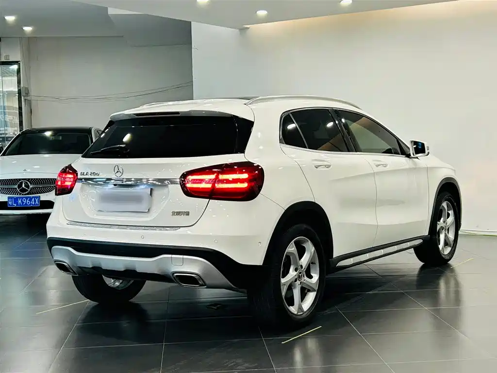 Mercedes-Benz Mercedes-Benz GLA 2018 GLA 200 Style 2018 - thumbnail 4