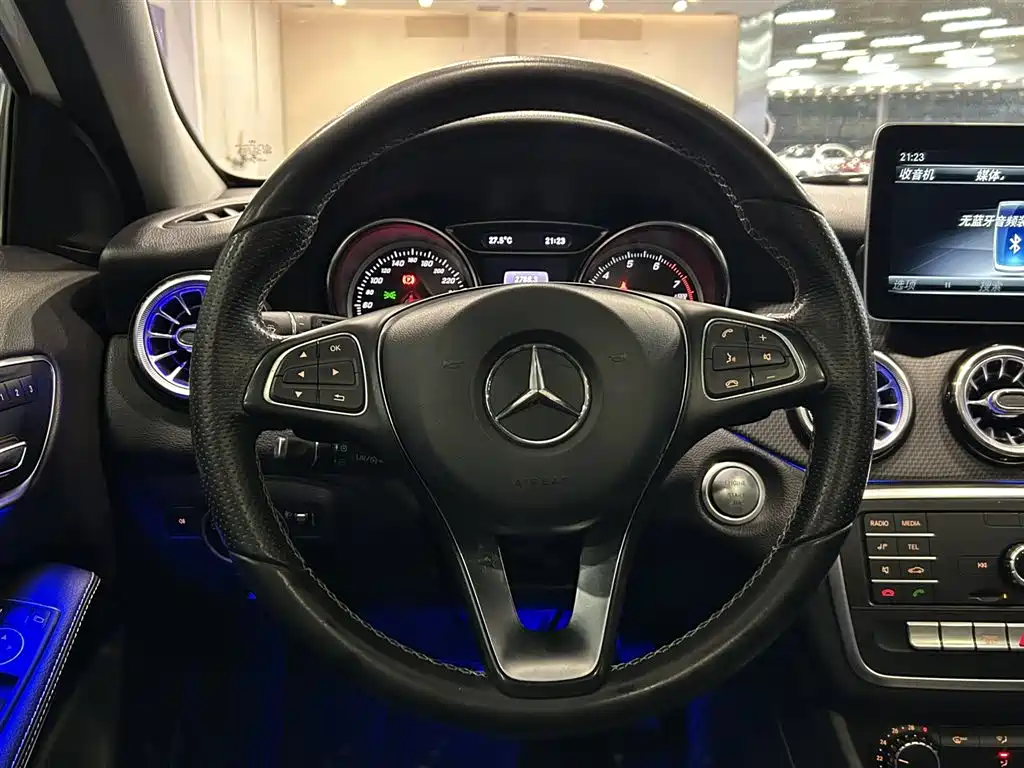Mercedes-Benz Mercedes-Benz GLA 2018 GLA 200 Style 2018 - thumbnail 11
