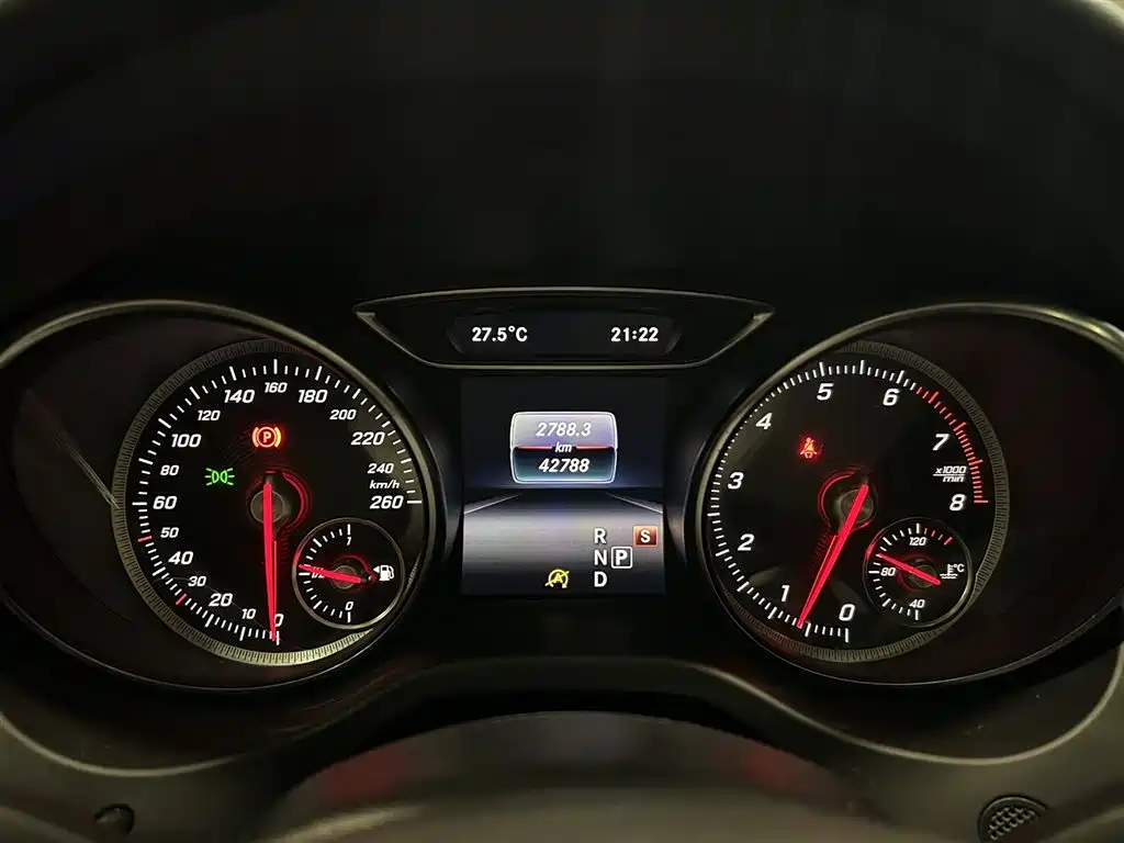 Mercedes-Benz Mercedes-Benz GLA 2018 GLA 200 Style 2018 - thumbnail 12