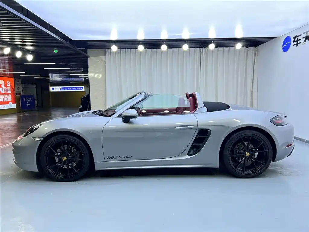 Porsche Porsche 718 2020 Boxster 2.0T 2021 - thumbnail 4