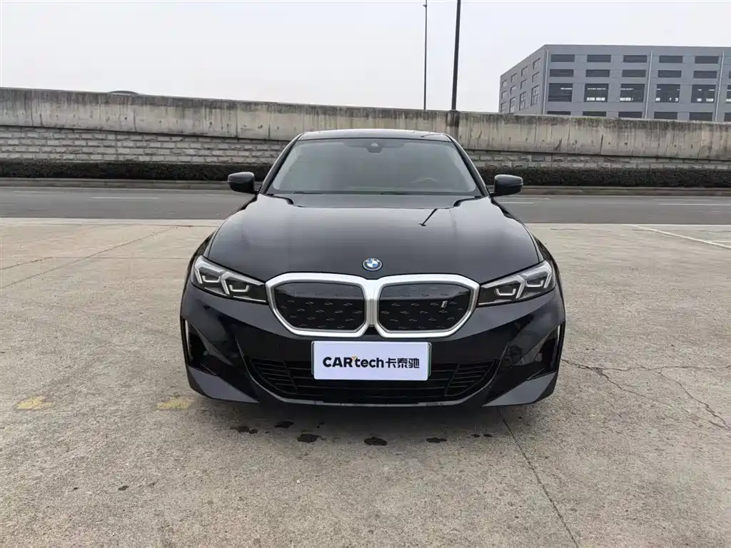 BMW BMW i3 2022 eDrive 35 L 2023 - thumbnail 3