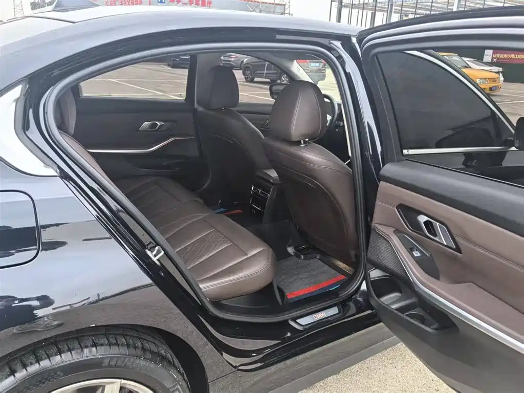 BMW BMW i3 2022 eDrive 35 L 2023 - thumbnail 11