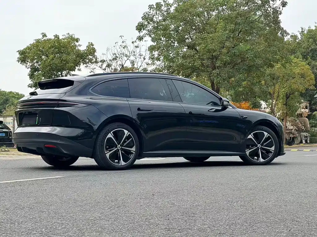 NIO NIO ET5T 2024 75kWh Touring 2024 - thumbnail 2