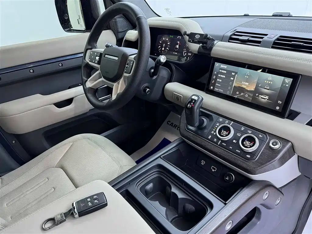 Land Rover Land Rover Defender 2020 110 P400 SE 2021 - thumbnail 9