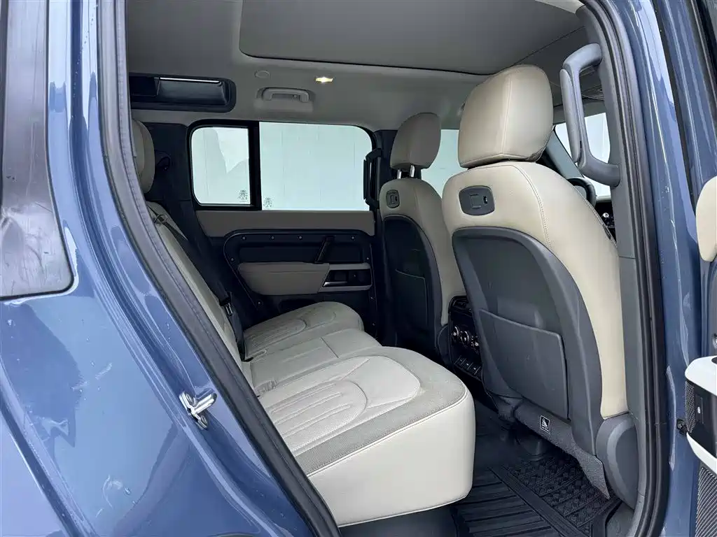 Land Rover Land Rover Defender 2020 110 P400 SE 2021 - thumbnail 17