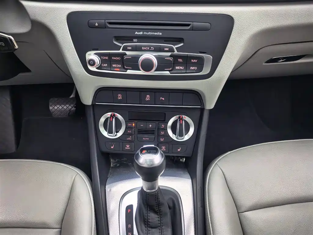 Audi Audi Q3 2015 35 TFSI Comfort Line 2015 - thumbnail 11
