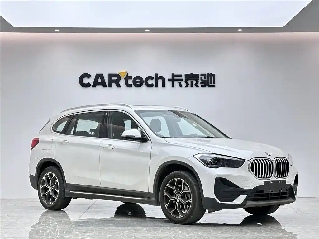 BMW BMW X1 2022 sDrive25Li Leading Edition 2022 - thumbnail 2