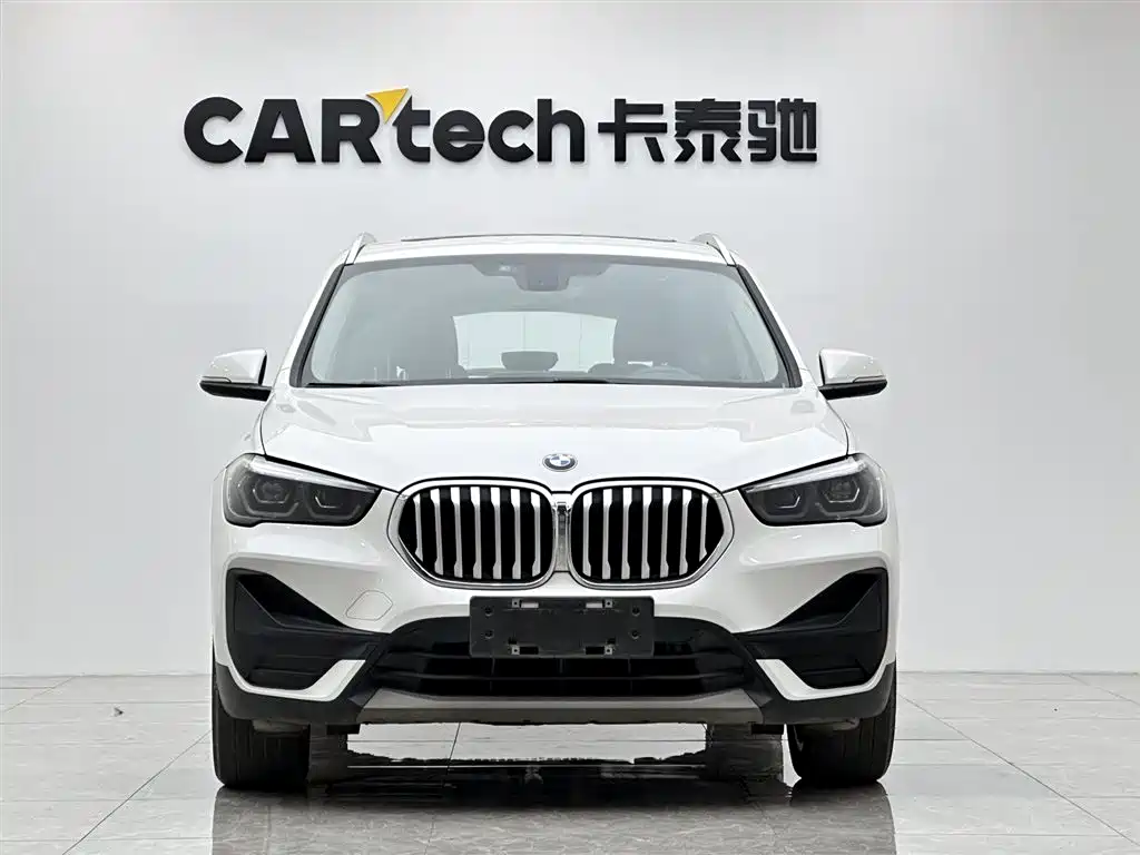 BMW BMW X1 2022 sDrive25Li Leading Edition 2022 - thumbnail 3
