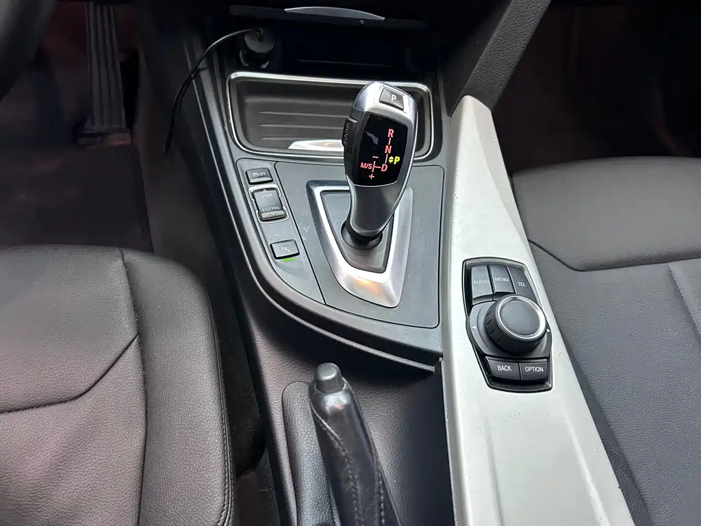 BMW BMW 3 Series 2015 320Li Fashion Edition 2015 - thumbnail 17