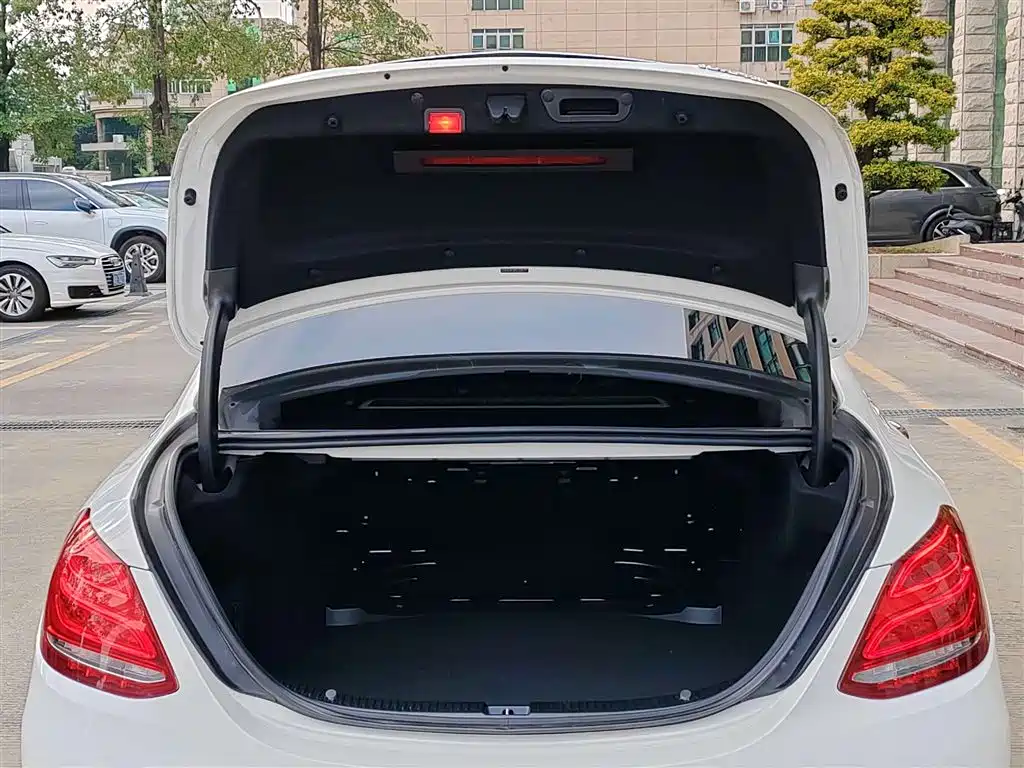 Mercedes-Benz Mercedes-Benz C-Class 2018 C 200 L Sport Edition 2018 - thumbnail 8