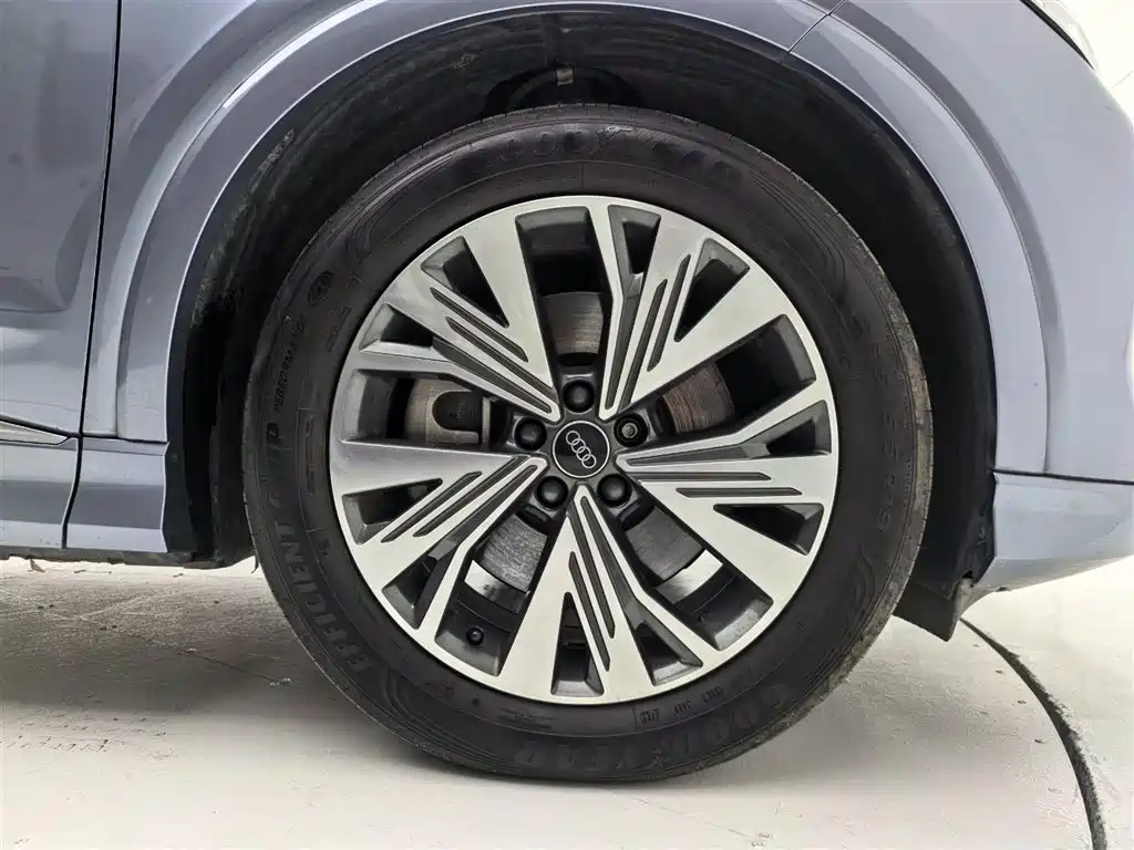 Audi Audi Q4 e-tron 2024 40 e-tron Edition One 2024 - thumbnail 16