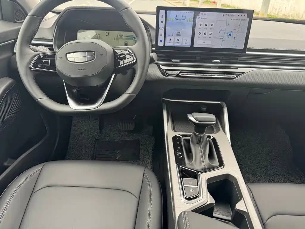 Geely Auto Geely Emgrand 2022 Model Year 4th Generation 1.5L CVT Luxury Edition 2022 - thumbnail 6