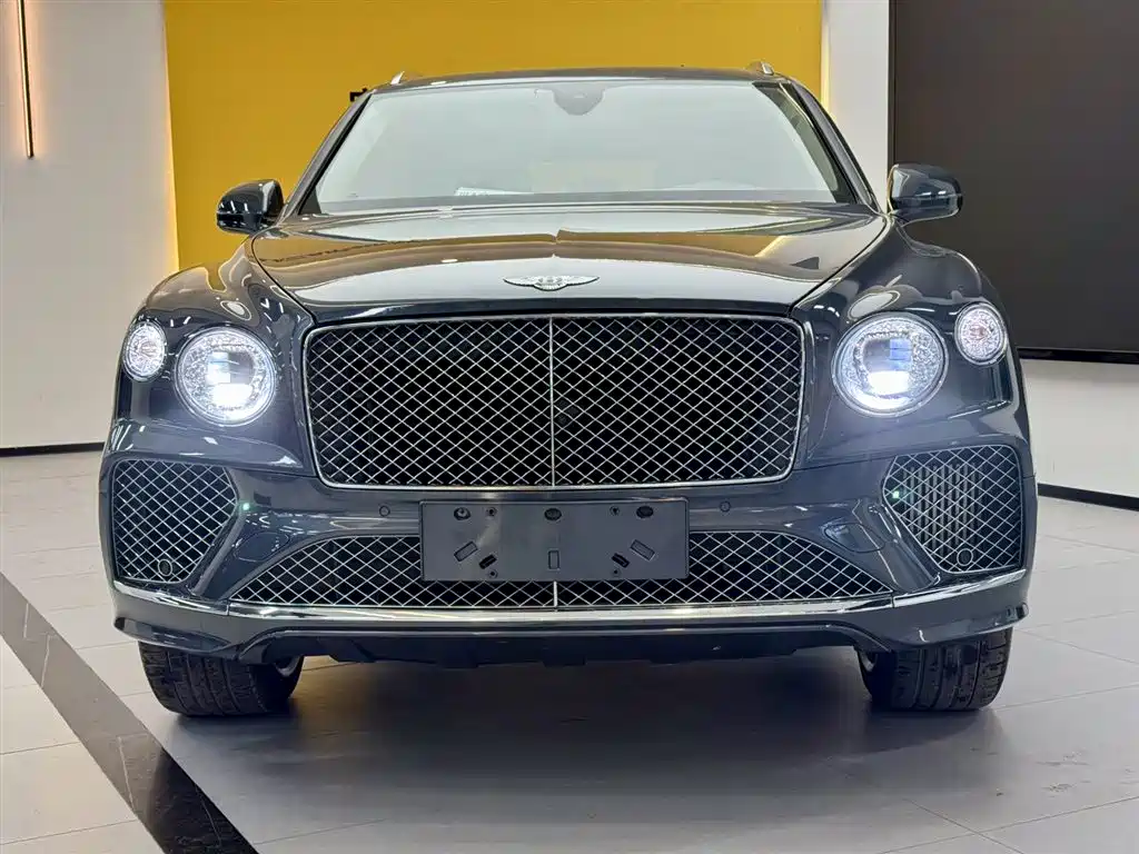 Bentley Bentayga 2021 4.0T V8 2021 - thumbnail 2