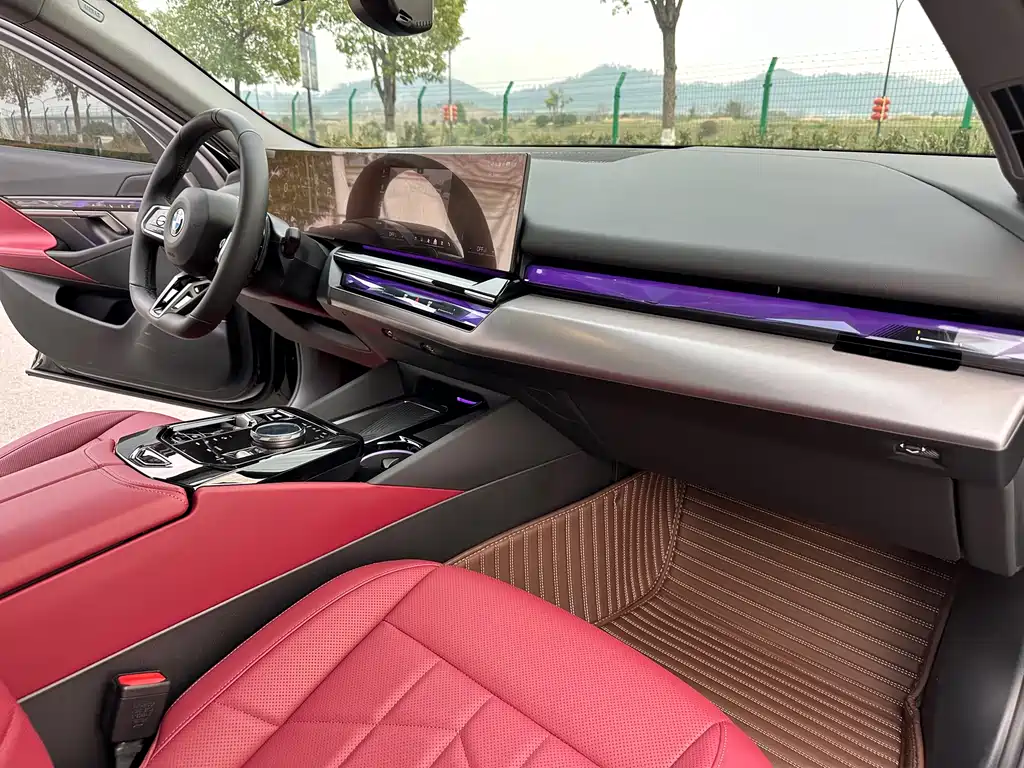 BMW BMW 5 Series 2025 525Li M Sport Package 2025 - thumbnail 10