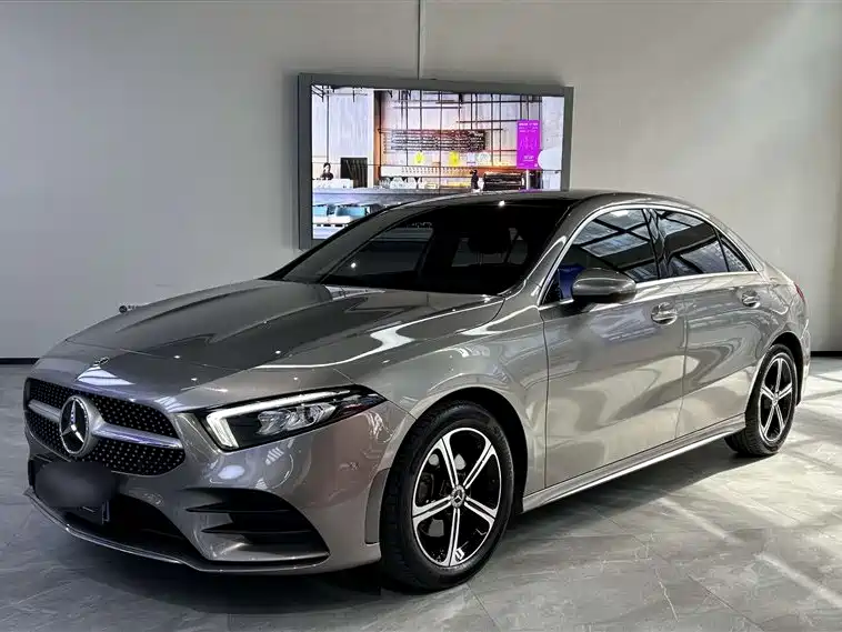 Mercedes-Benz Mercedes-Benz A-Class 2022 Facelift A 200 L Sport Sedan Fashion Edition 2022