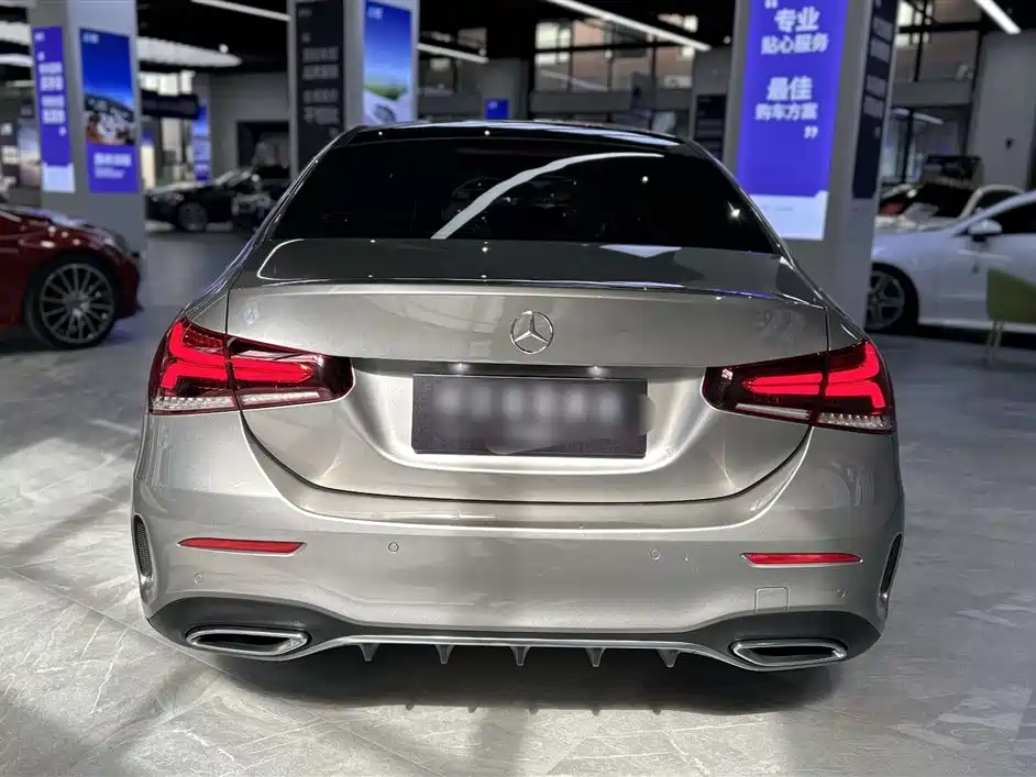 Mercedes-Benz Mercedes-Benz A-Class 2022 Facelift A 200 L Sport Sedan Fashion Edition 2022 - thumbnail 5
