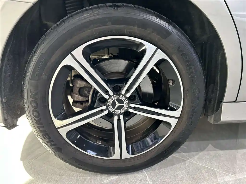 Mercedes-Benz Mercedes-Benz A-Class 2022 Facelift A 200 L Sport Sedan Fashion Edition 2022 - thumbnail 7