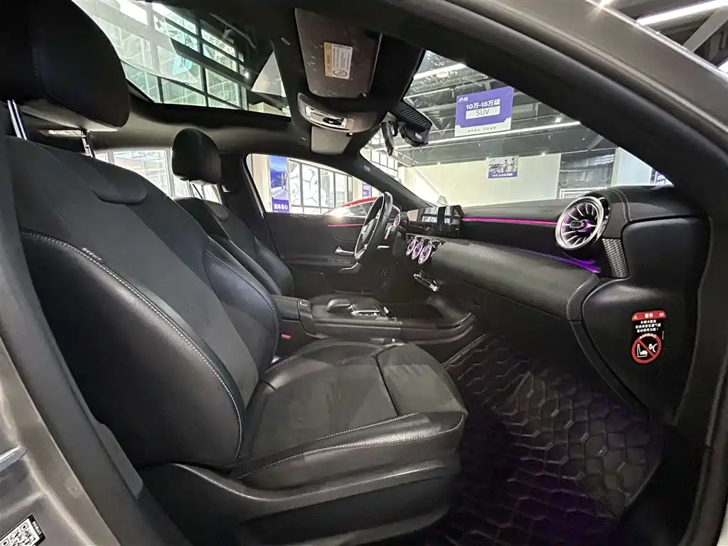 Mercedes-Benz Mercedes-Benz A-Class 2022 Facelift A 200 L Sport Sedan Fashion Edition 2022 - thumbnail 14