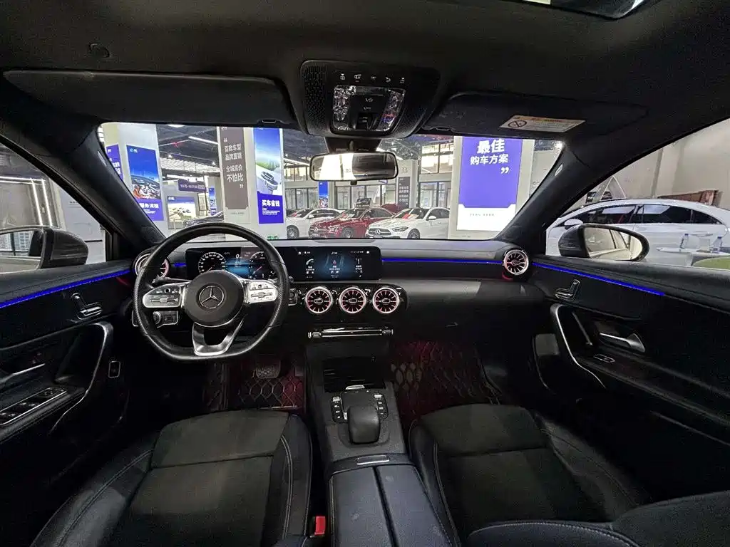 Mercedes-Benz Mercedes-Benz A-Class 2022 Facelift A 200 L Sport Sedan Fashion Edition 2022 - thumbnail 16