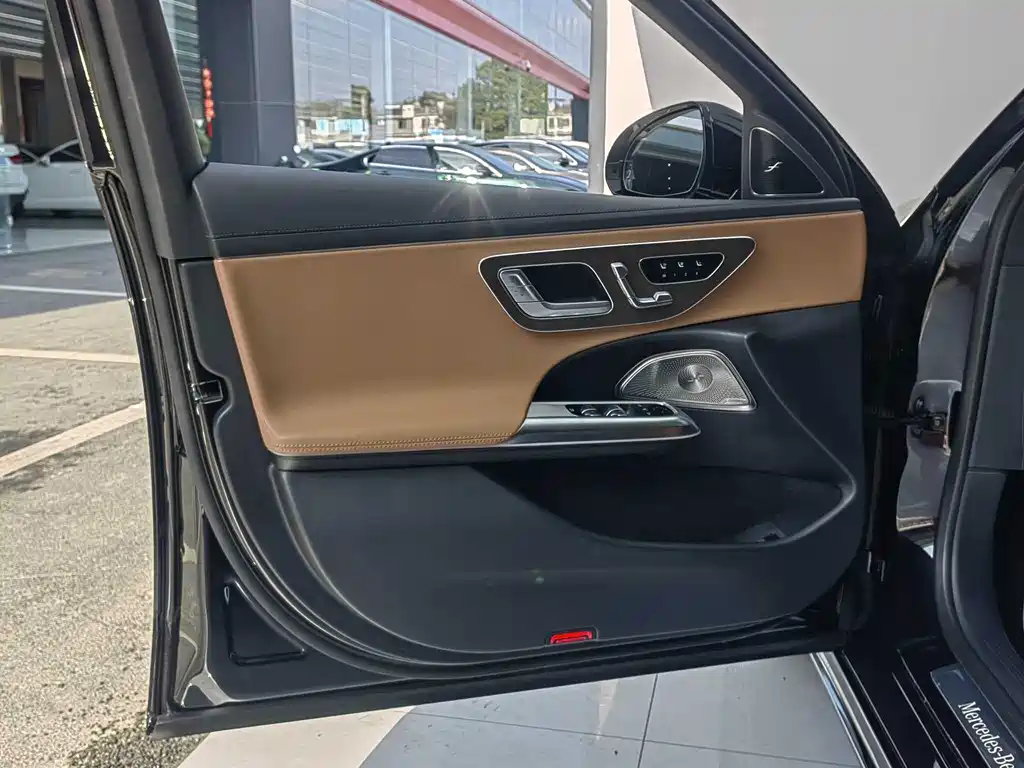 Mercedes-Benz Mercedes-Benz E-Class 2024 E 300 L Luxury Model 2024 - thumbnail 9