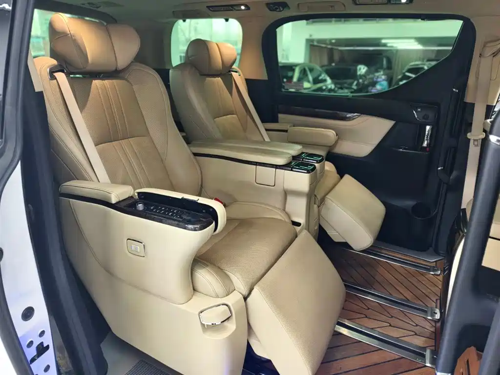 Toyota Alphard 2020 Dual Engine 2.5L HV Luxury Version 2020 - thumbnail 8