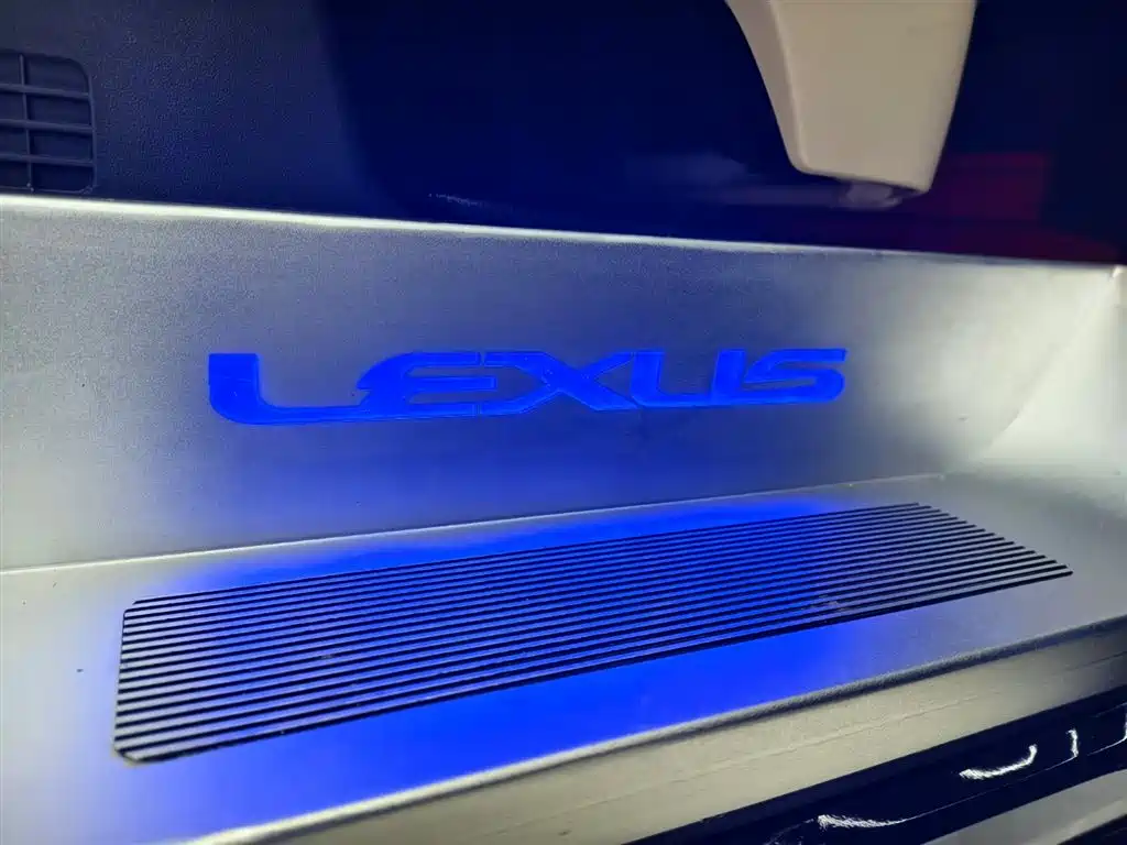 Toyota Alphard 2020 Dual Engine 2.5L HV Luxury Version 2020 - thumbnail 20