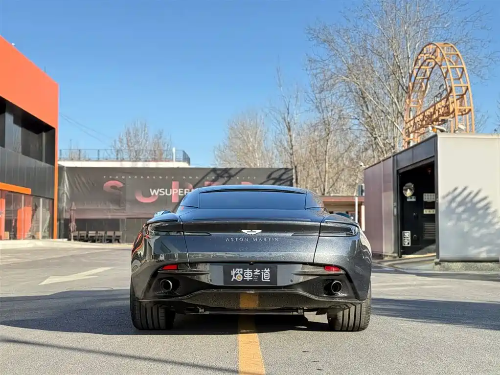 Aston Martin Aston Martin DB12 2025 4.0T V8 Coupe 2026 - thumbnail 4