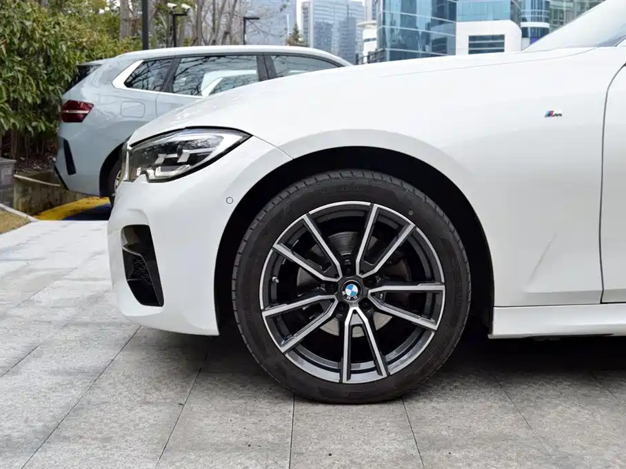 BMW BMW 3 Series 2022 325Li M Sport Package 2022 - thumbnail 4