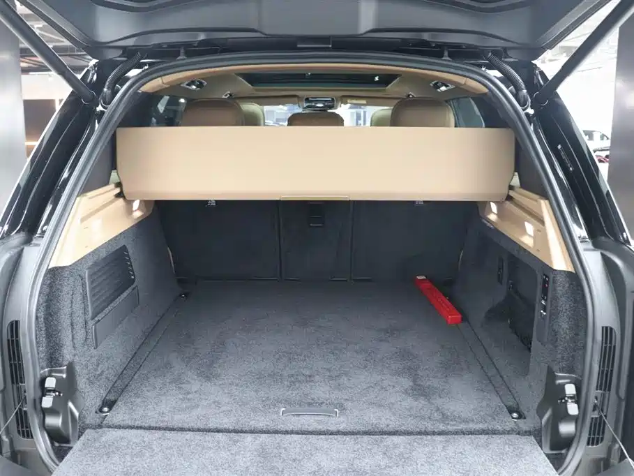 Land Rover Range Rover 2025 3.0 L6 400PS Autobiography Long Wheelbase 2025 - thumbnail 28