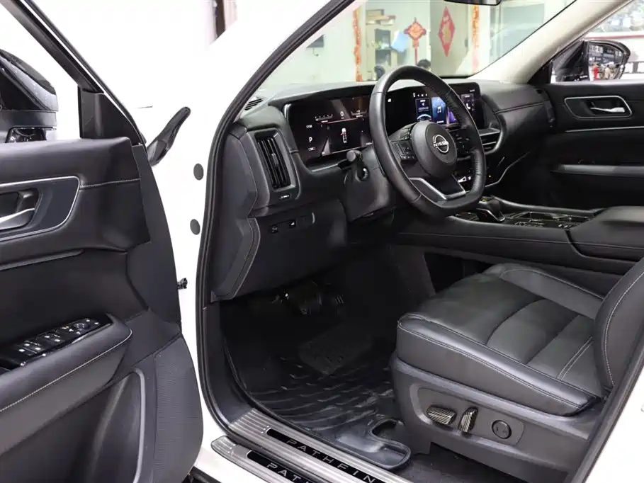 Nissan Pathfinder 2024 380VC-TURBO FWD Intelligent Joy Edition 6-seater 2024 - thumbnail 9