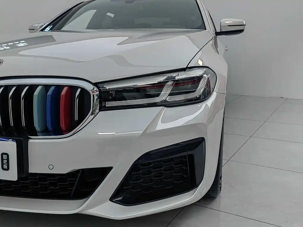 BMW BMW 5 Series 2023 530Li Luxury M Sport Package 2024 - thumbnail 4