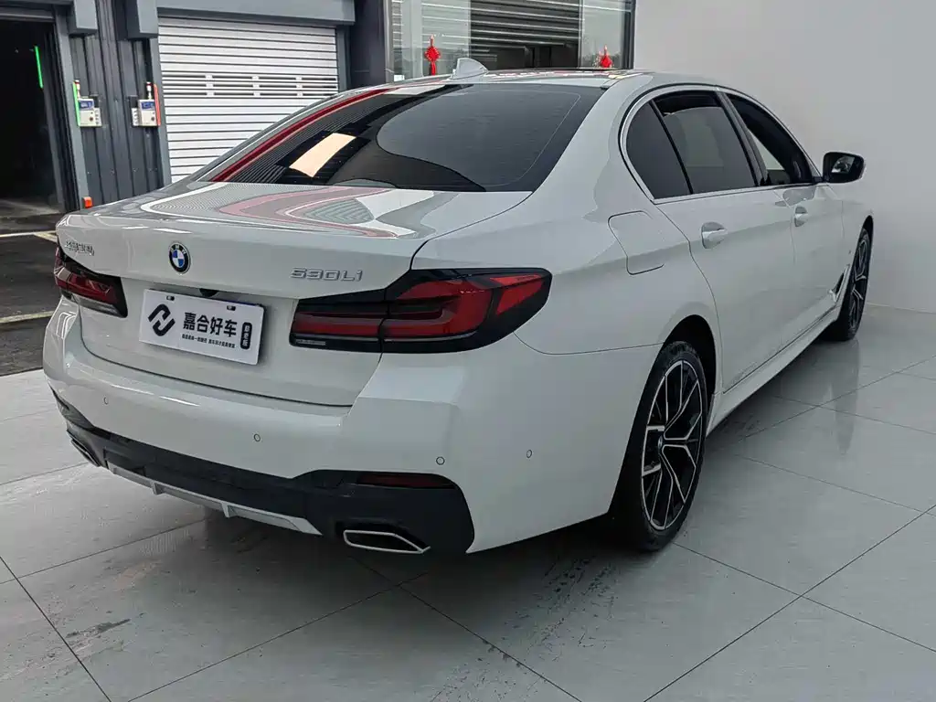 BMW BMW 5 Series 2023 530Li Luxury M Sport Package 2024 - thumbnail 25