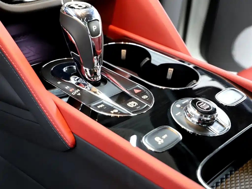 Bentley Bentayga 2023 4.0T V8 Extended Wheelbase 2023 - thumbnail 10