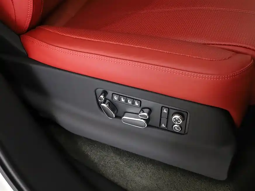 Bentley Bentayga 2023 4.0T V8 Extended Wheelbase 2023 - thumbnail 14