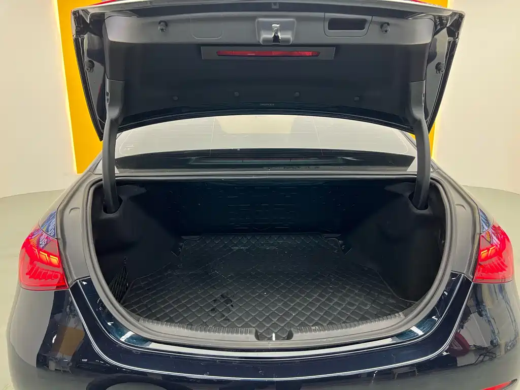 Mercedes-Benz Mercedes-Benz C-Class 2024 C 260 L Sport Edition 2024 - thumbnail 27
